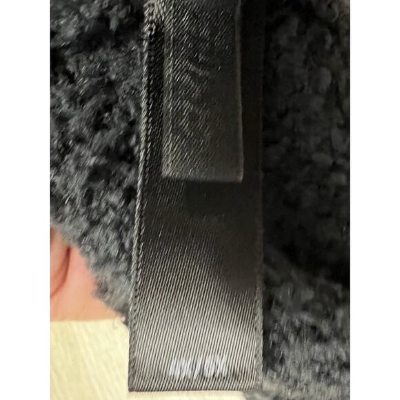 SKIMS Black Teddy Fuzzy Cropped tank Uber Soft Cami Bra Plus NWT SZ XXL - Picture 5 of 7